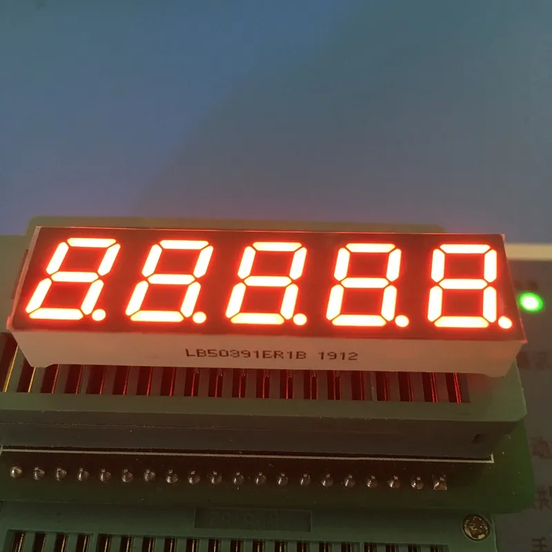 सुपर ब्राइट रेड 7 सेगमेंट एलईडी डिस्प्ले 0.39 इंच डिजिटल फ्रीक्वेंसी कन्वर्टर के लिए 5 अंकों का कॉमन एनोड 3